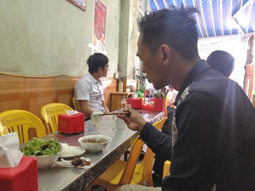 Bữa cơm “trị giá” 260.000 đồng của phóng viên báo ANTĐ tại quán “cơm chém” Hương Tuấn